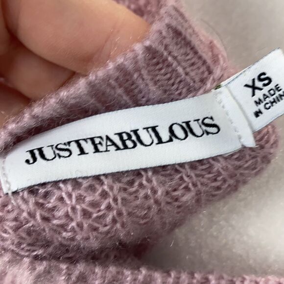 JustFab Sweater  - Picture 7 of 8